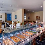 Hotel Del Sol 4*