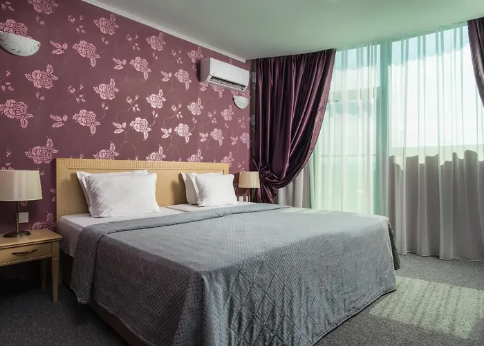 Hotel Primorsko Del Sol Hotel